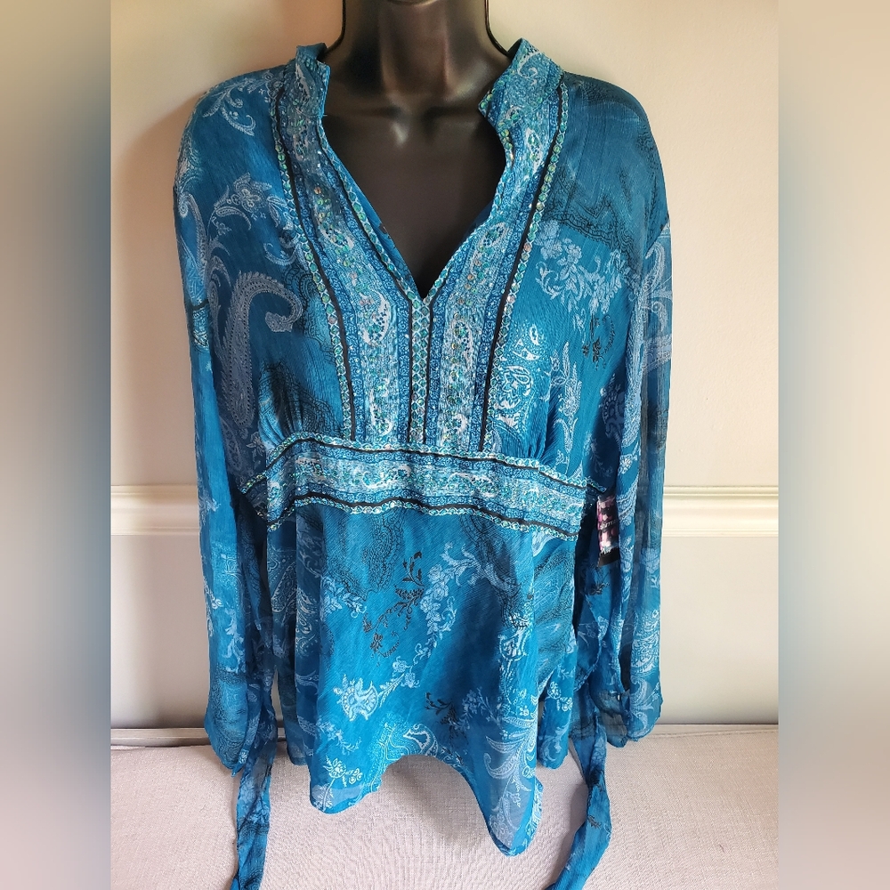 Blue Floral V-Neck Blouse